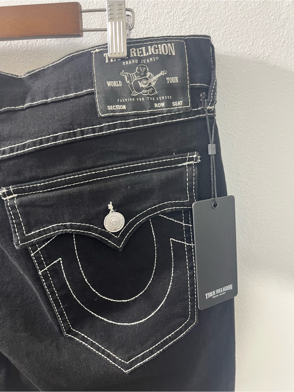 700482 True Religion Ricky Flap Fray Hem Relaxed Shorts Black Sz 36 NWT $119 - Picture 7 of 9